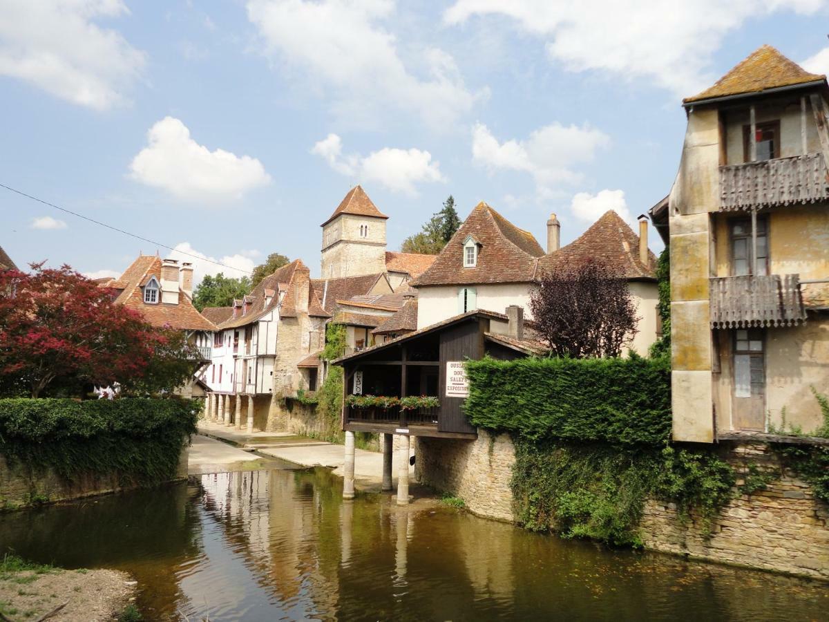 Le Pelerine Villa Sauveterre-de-Bearn Bagian luar foto